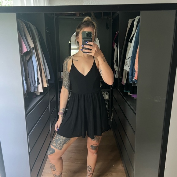 Zara Black V-Neck Romper - Picture 1 of 7